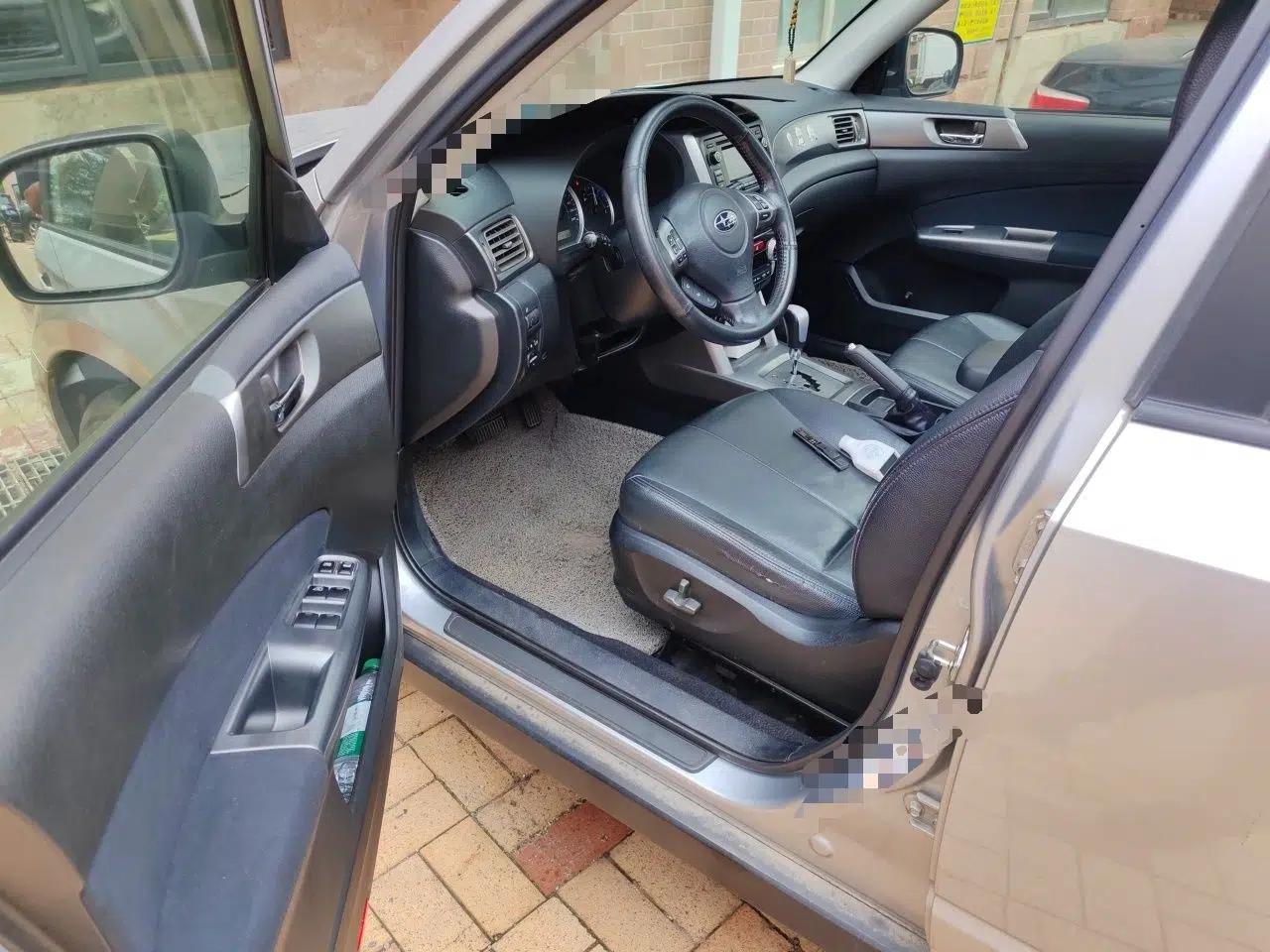 Subaru Forester 2012 2.5XS 15th Anniversary Deluxe Edition — миниатюра 15