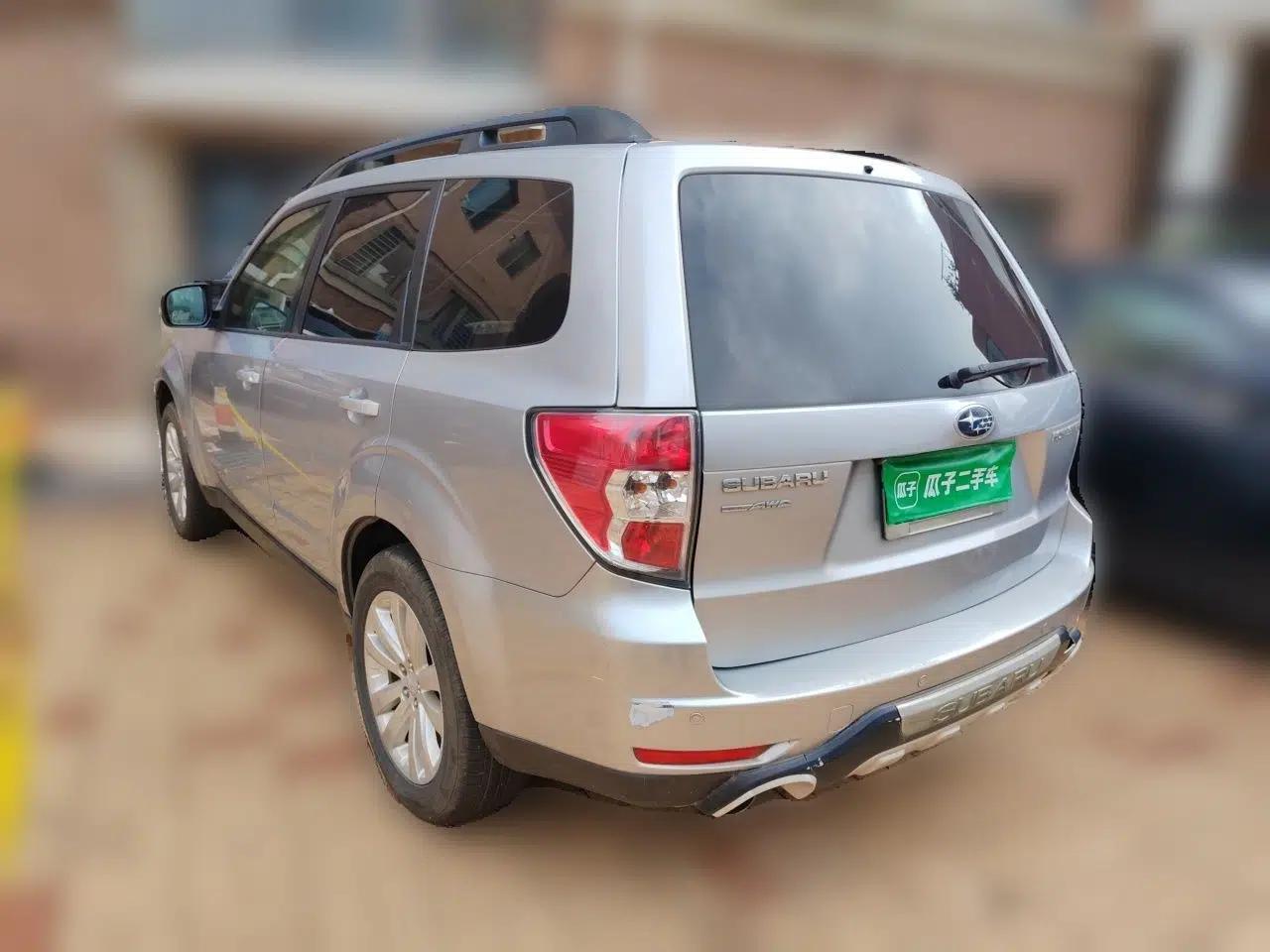 Subaru Forester 2012 2.5XS 15th Anniversary Deluxe Edition — миниатюра 4