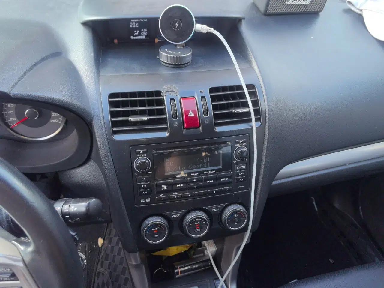 Subaru Forester 2013 2.5i Automatic Luxury Edition — миниатюра 13