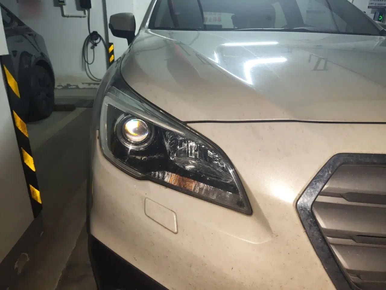 Subaru Outback 2015 2.5i Luxury Navigation Edition — миниатюра 7