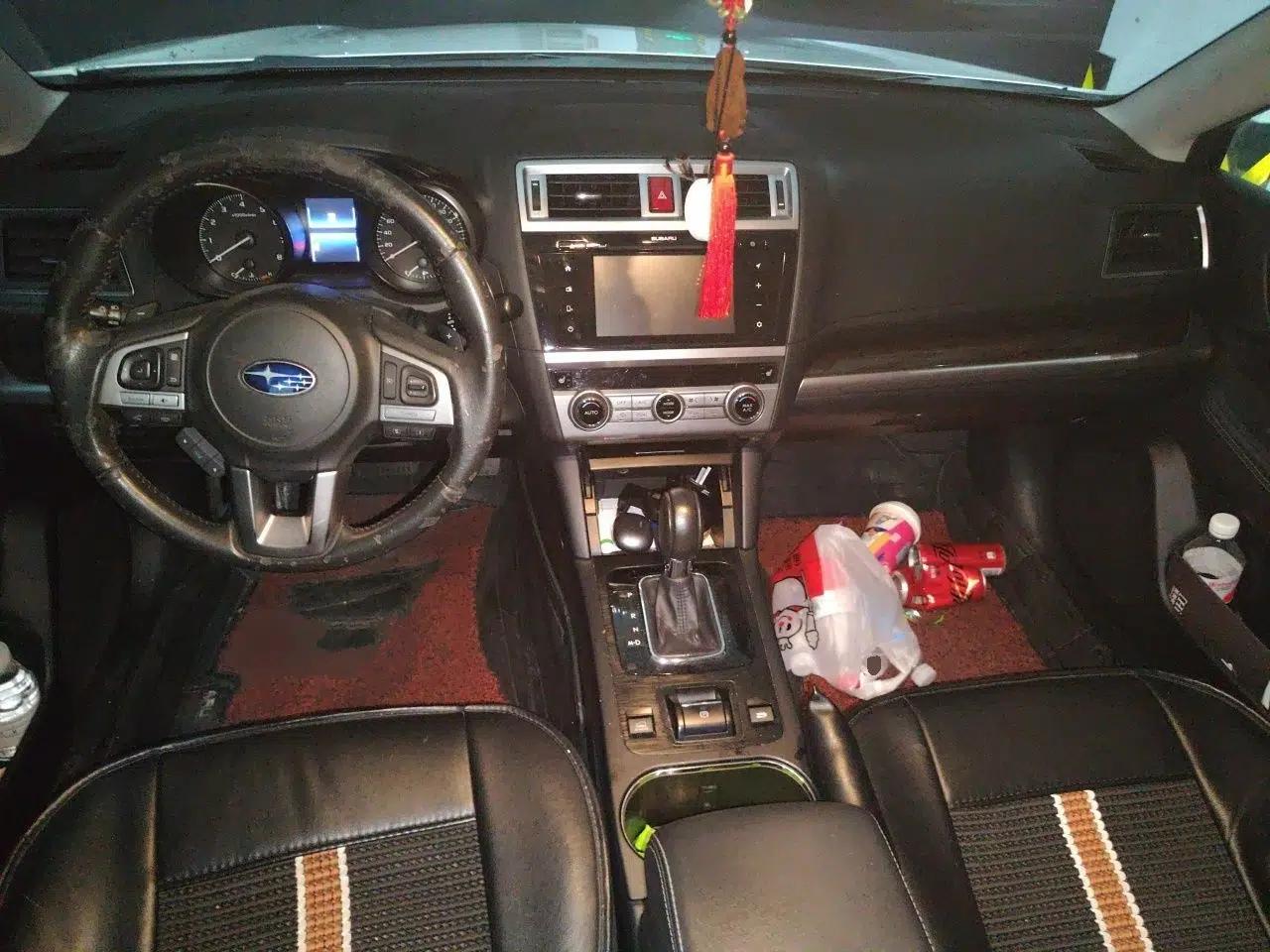Subaru Outback 2015 2.5i Luxury Navigation Edition — миниатюра 9