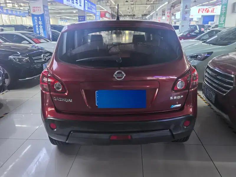 Nissan Qashqai 2012 2.0XV CVT 2WD — миниатюра 2
