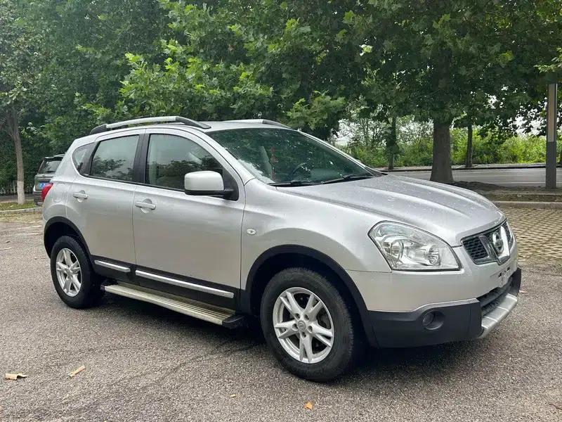 Nissan Qashqai 2011 2.0XL Fire 6MT 2WD — миниатюра 3