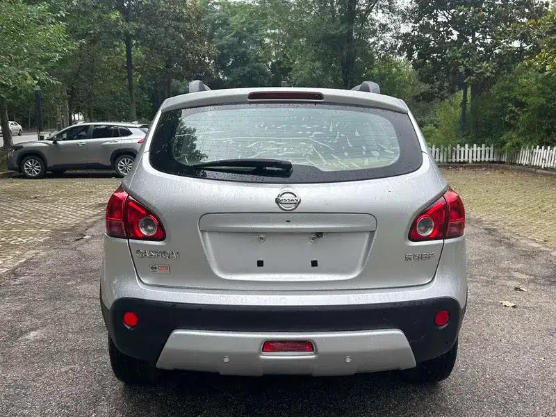 Nissan Qashqai 2011 2.0XL Fire 6MT 2WD — миниатюра 5