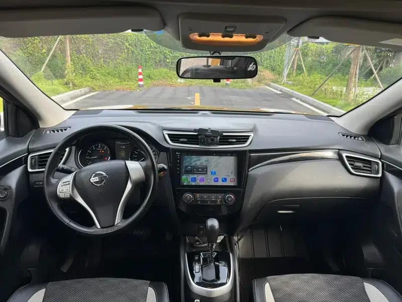 Nissan Qashqai 2016 2.0L CVT Luxury Edition — миниатюра 7