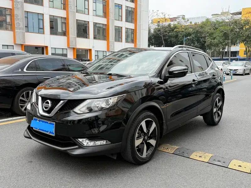 Nissan Qashqai 2017 2.0L CVT Elite Edition (National V Emission Standard) — миниатюра 1