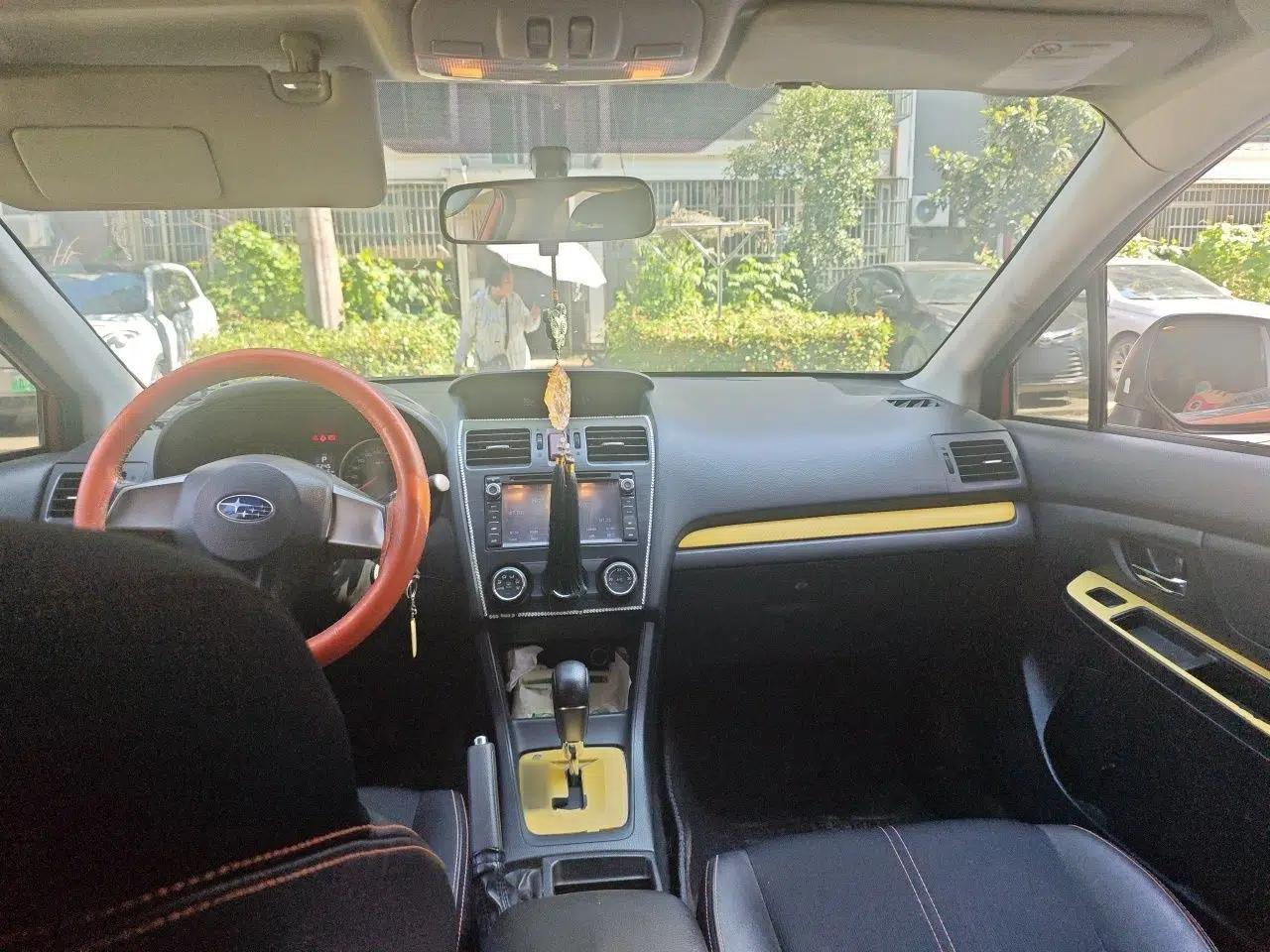 Subaru XV 2012 2.0i Comfort Edition — миниатюра 9