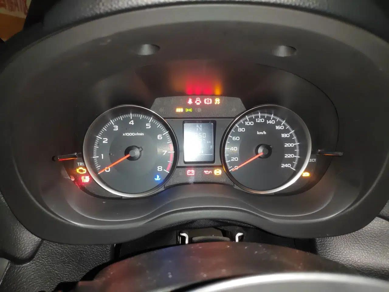 Subaru XV 2014 2.0i Comfort Edition — миниатюра 11