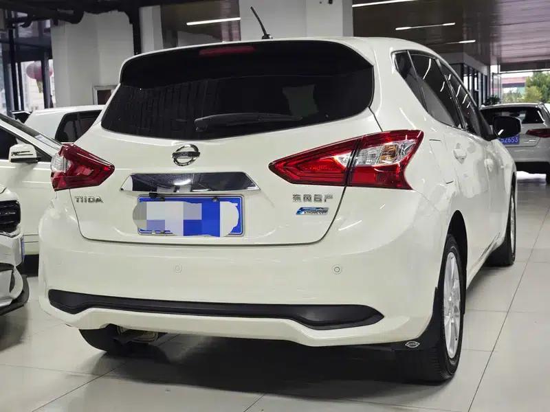 2016 Tiida 1.6L CVT Sport Edition — миниатюра 4