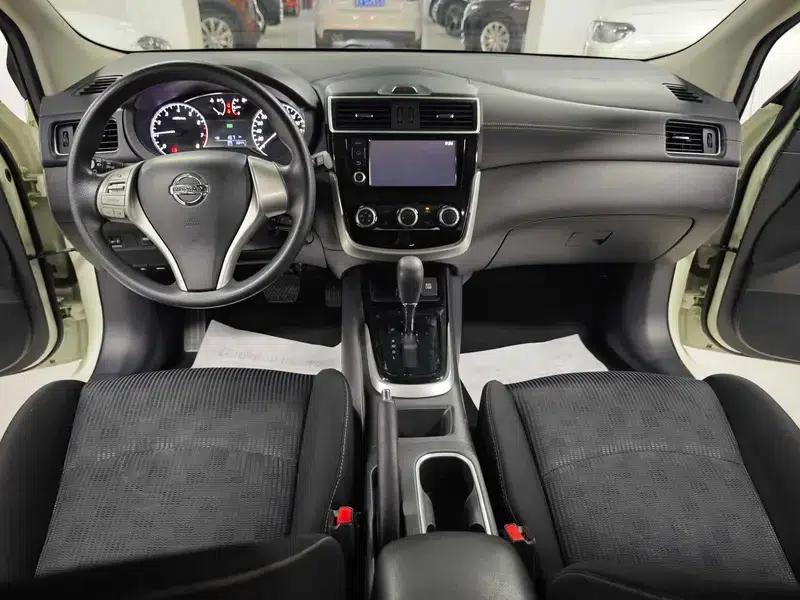 2016 Tiida 1.6L CVT Sport Edition — миниатюра 5