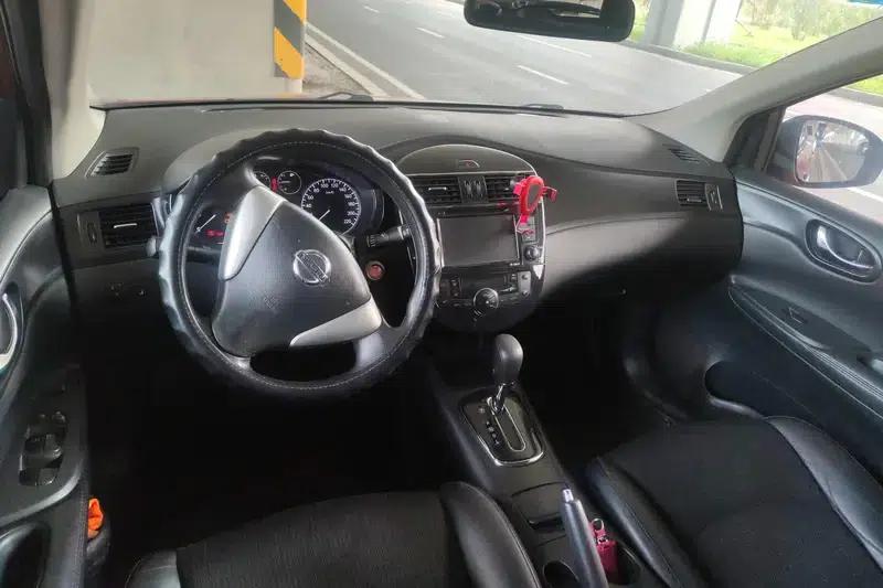 Tiida 2011 1.6L CVT Smart — миниатюра 13