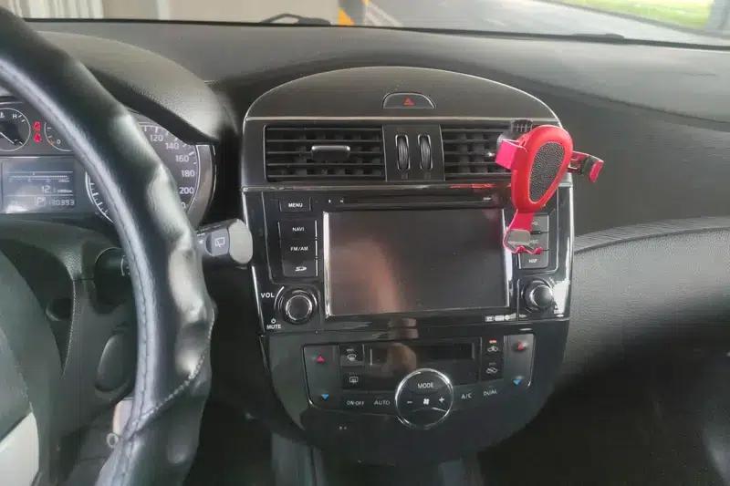 Tiida 2011 1.6L CVT Smart — миниатюра 9