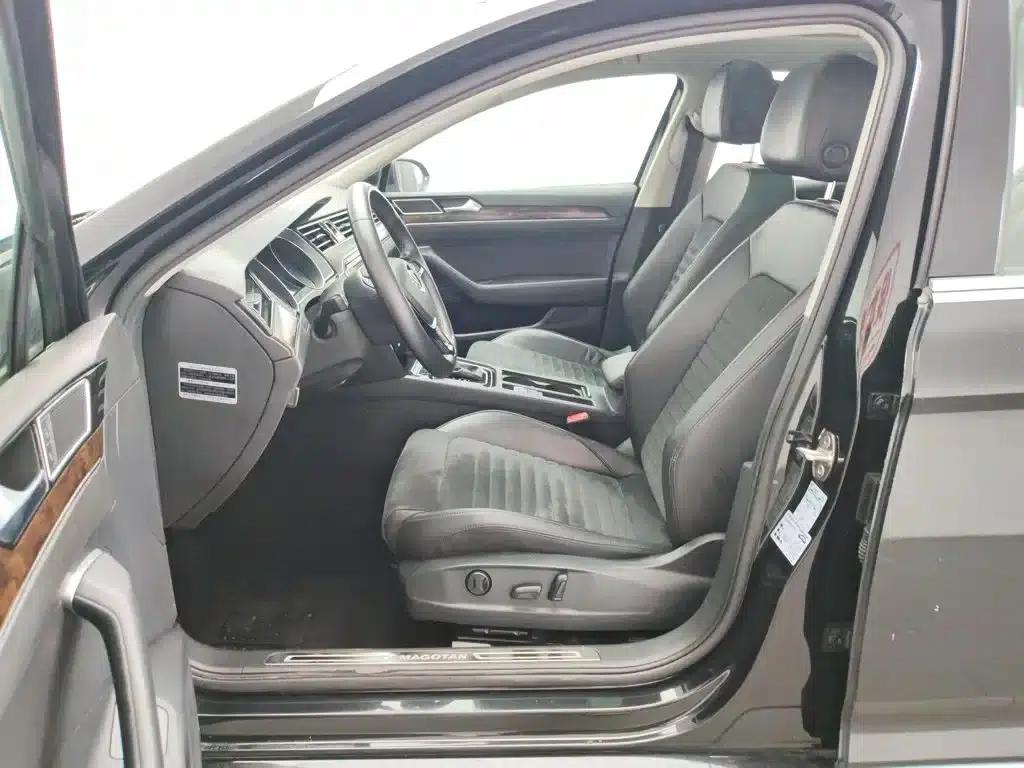 2017 Volkswagen Passat 330TSI DSG Luxury — миниатюра 10