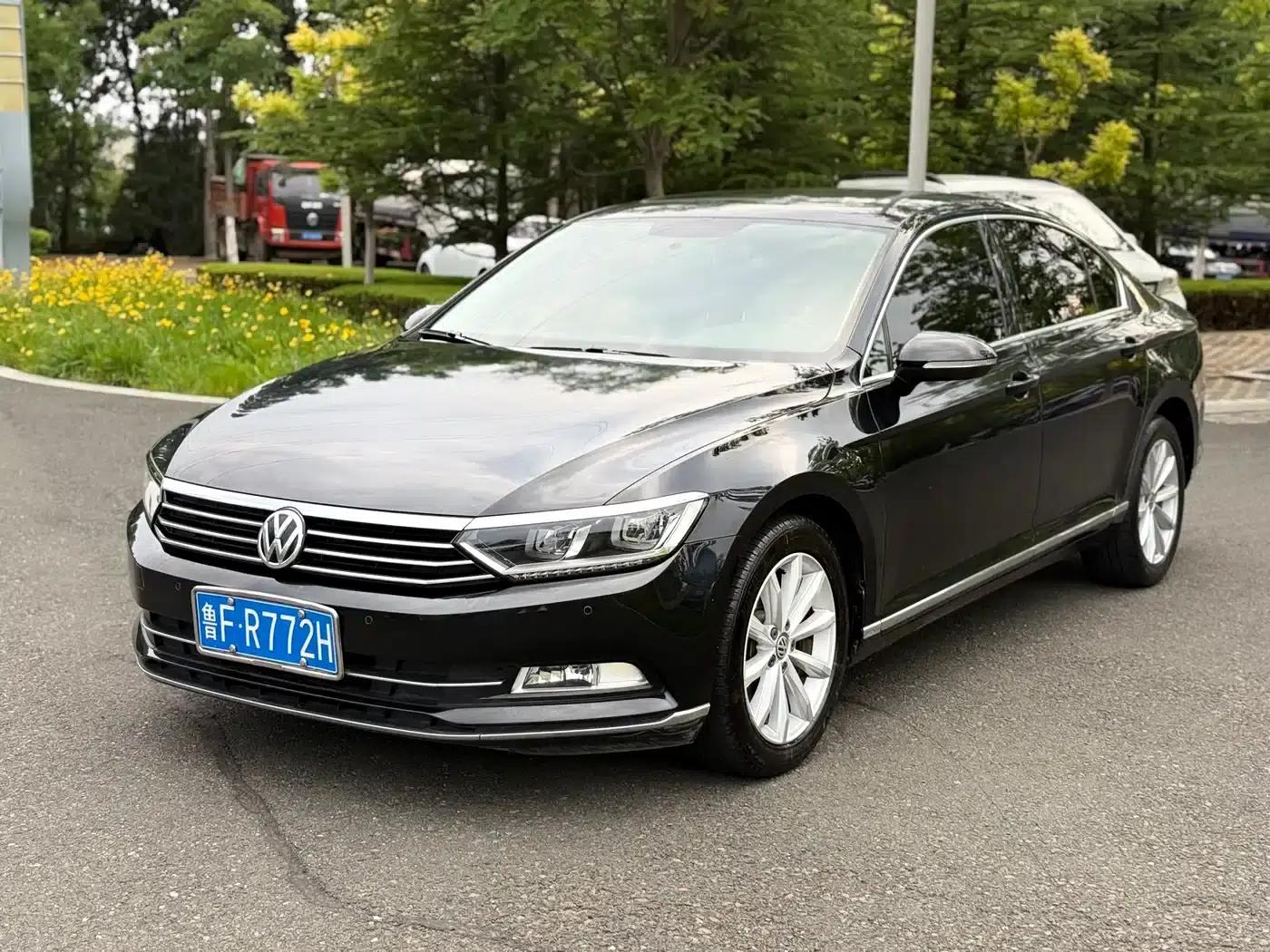 2019 Volkswagen Magotan 330TSI DSG Leading Edition (China VI Emission Standard) — миниатюра 1