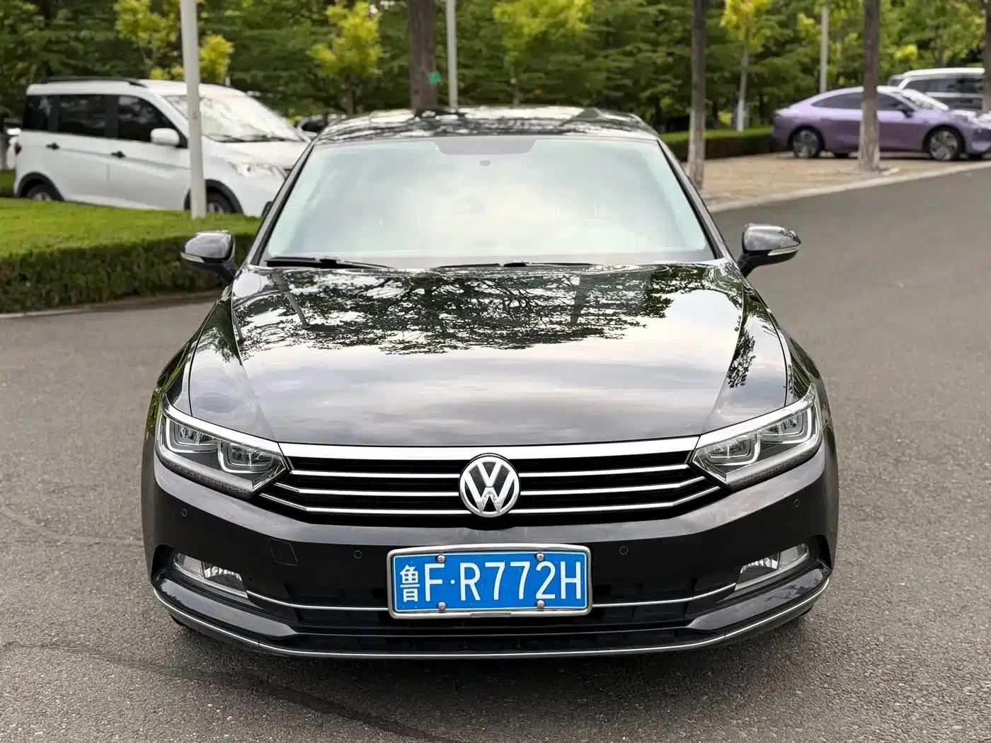 2019 Volkswagen Magotan 330TSI DSG Leading Edition (China VI Emission Standard) — миниатюра 2