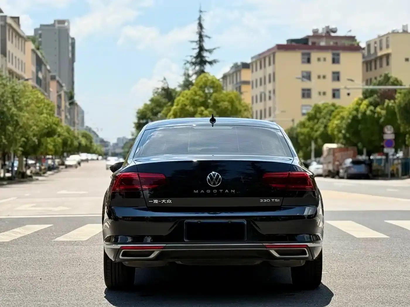 2020 Volkswagen Passat 330TSI DSG Leading Edition — миниатюра 5