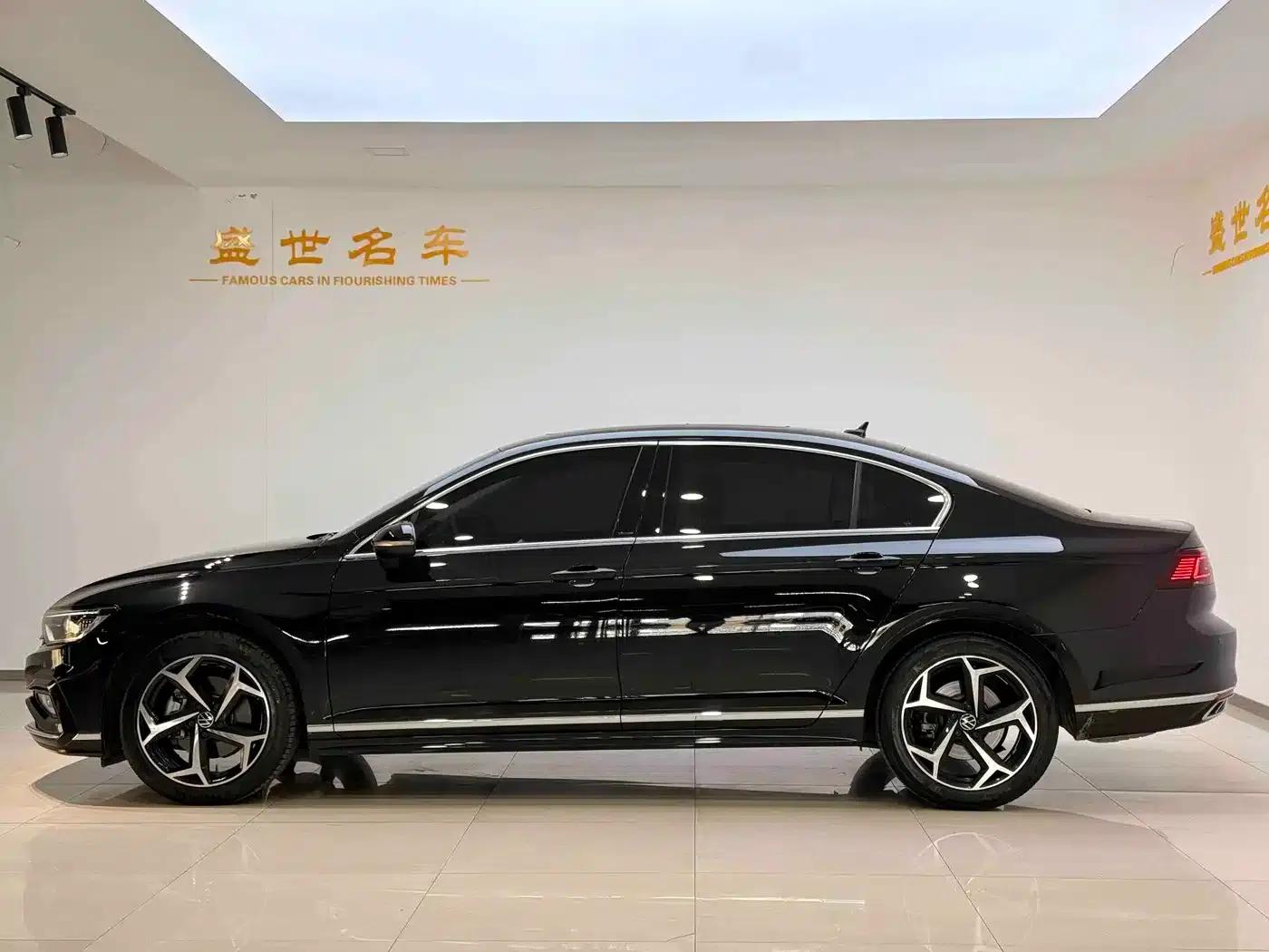 Magotan 2023 2 Millionth Unit Commemorative Edition 280TSI DSG Leading Model — миниатюра 4