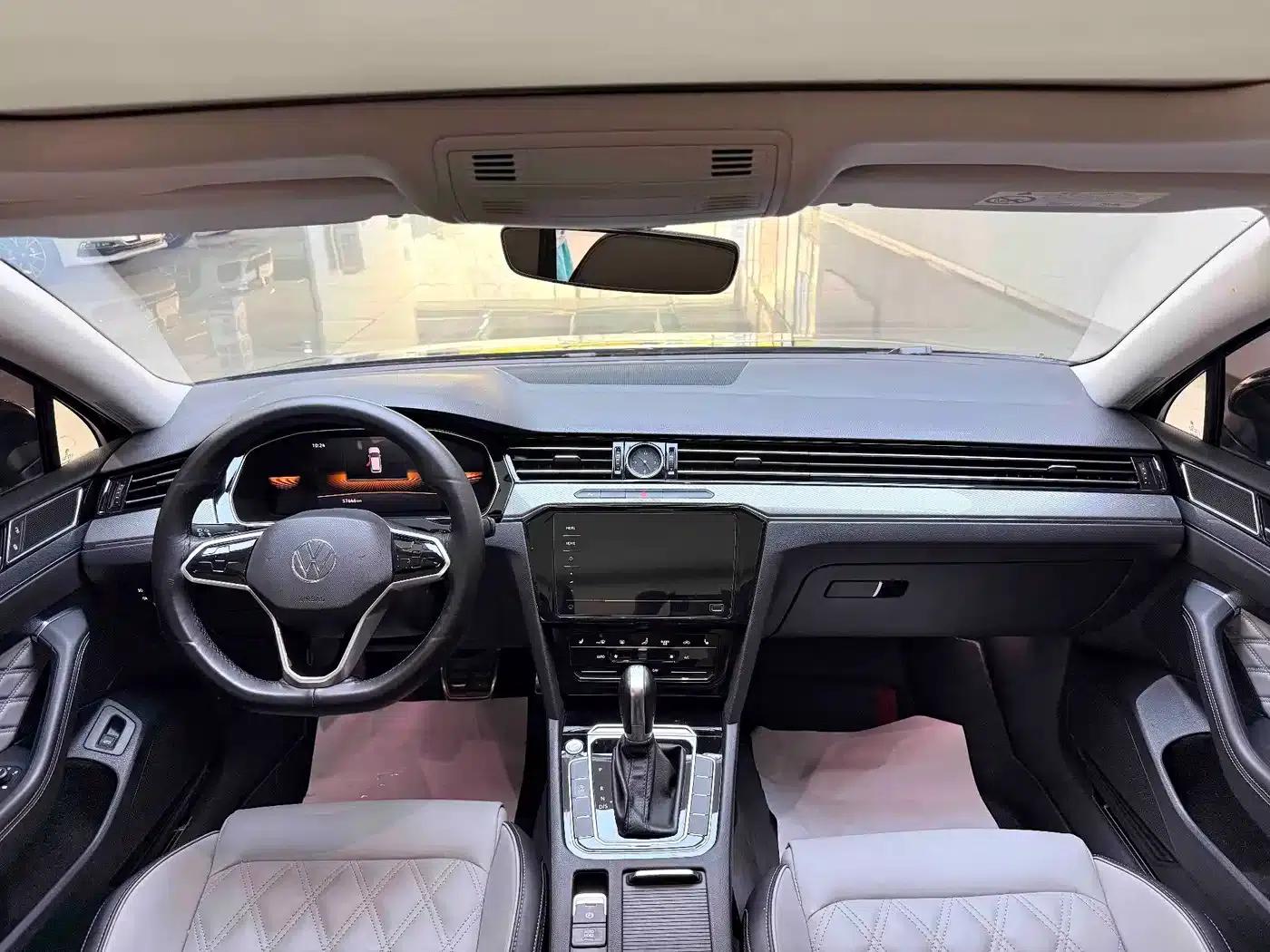 Magotan 2023 2 Millionth Unit Commemorative Edition 280TSI DSG Leading Model — миниатюра 6
