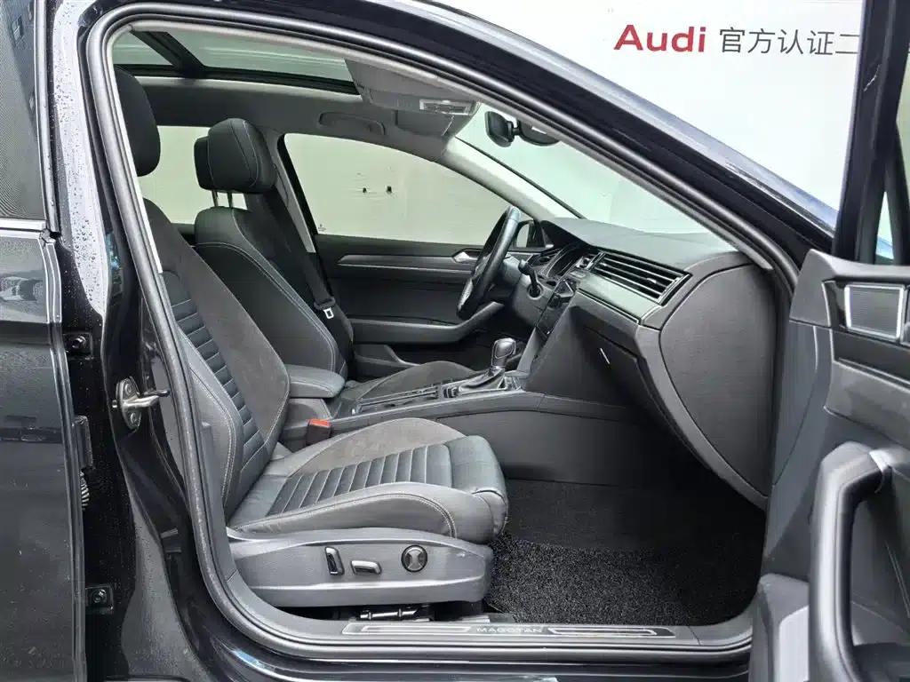 2020 Volkswagen Passat 330TSI DSG Leading Edition — миниатюра 15