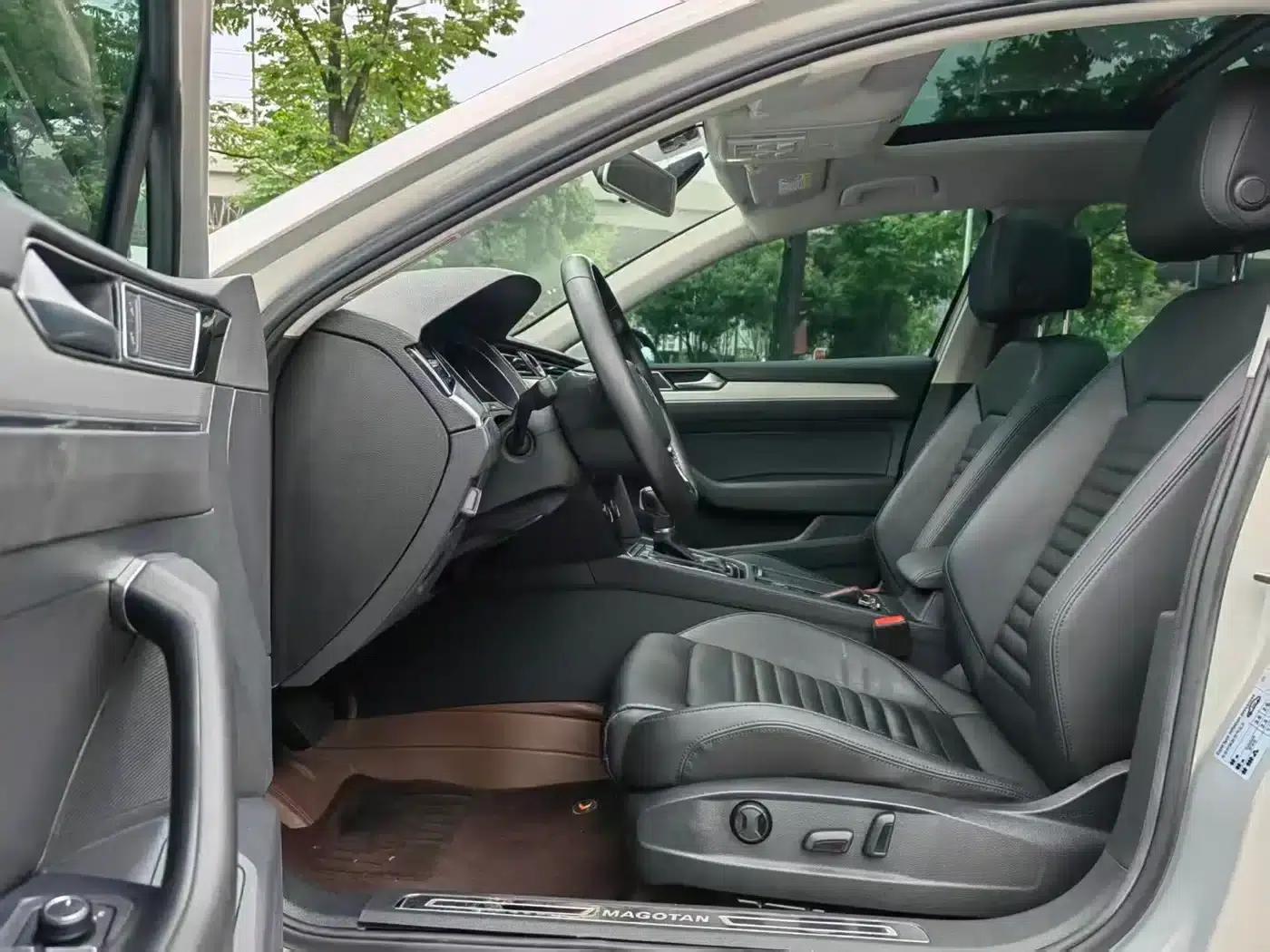 2019 Volkswagen Magotan 330TSI DSG Leading Edition (China VI Emission Standard) — миниатюра 5
