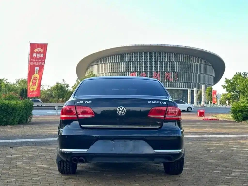 2012 Volkswagen Passat 1.8TSI Luxury — миниатюра 5