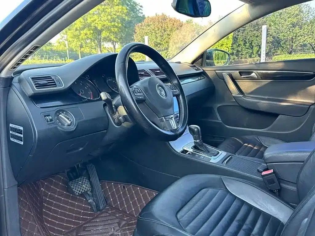 2012 Volkswagen Passat 1.8TSI Luxury — миниатюра 8
