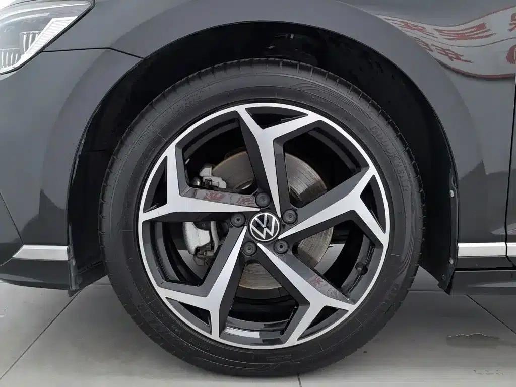 Volkswagen Magotan 2023 2 Millionth Unit Commemorative Edition 330TSI DSG Leading Model — миниатюра 17