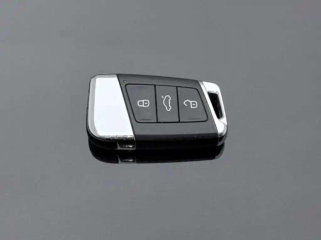 Volkswagen Magotan 2023 2 Millionth Unit Commemorative Edition 330TSI DSG Leading Model — миниатюра 19