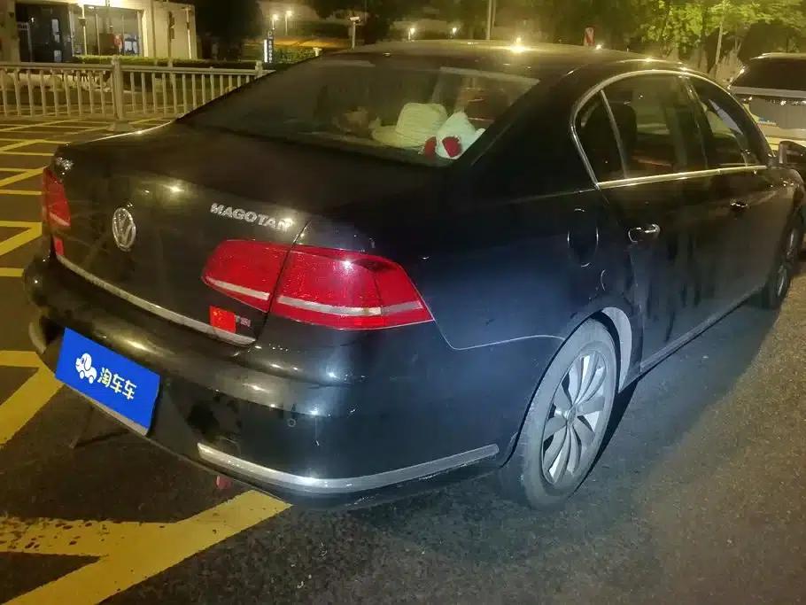 2013 Volkswagen Passat 1.8TSI Leading Edition — миниатюра 3
