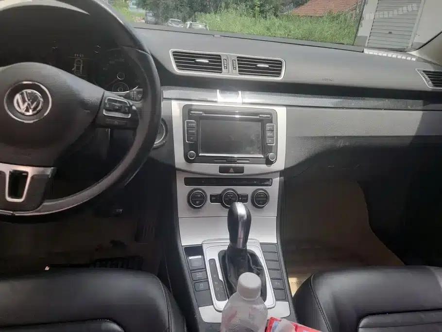 2013 Volkswagen Passat 1.8TSI Luxury — миниатюра 16