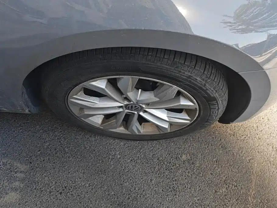 2018 Volkswagen Magotan Facelift 330TSI DSG Luxury Model — миниатюра 6