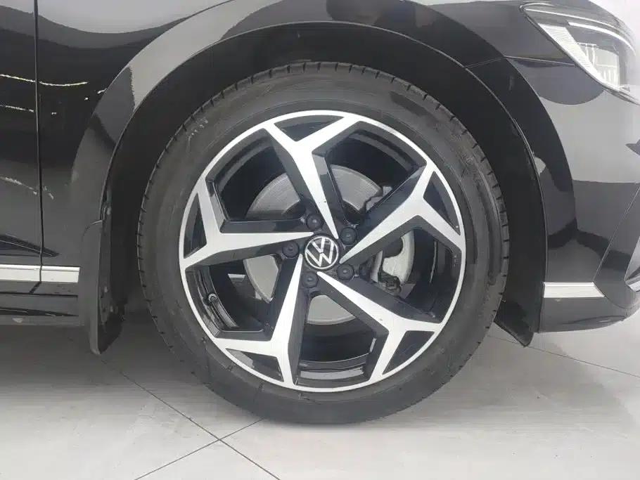 Volkswagen Magotan 2023 2 Millionth Unit Commemorative Edition 330TSI DSG Luxury — миниатюра 6