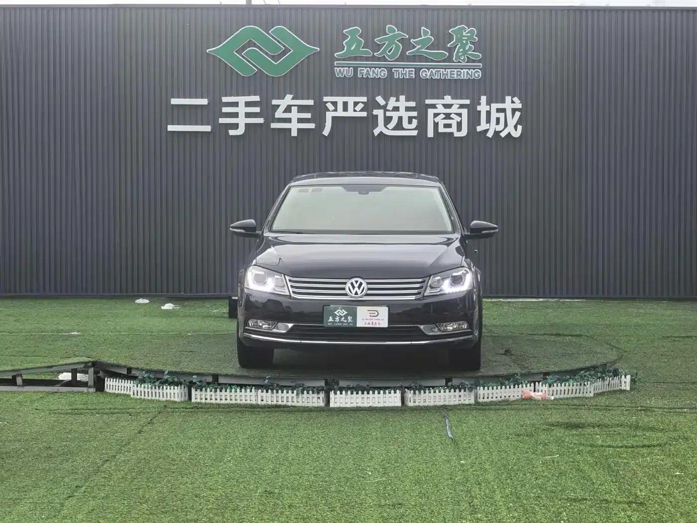 2012 Volkswagen Passat 2.0TSI Premium — миниатюра 2