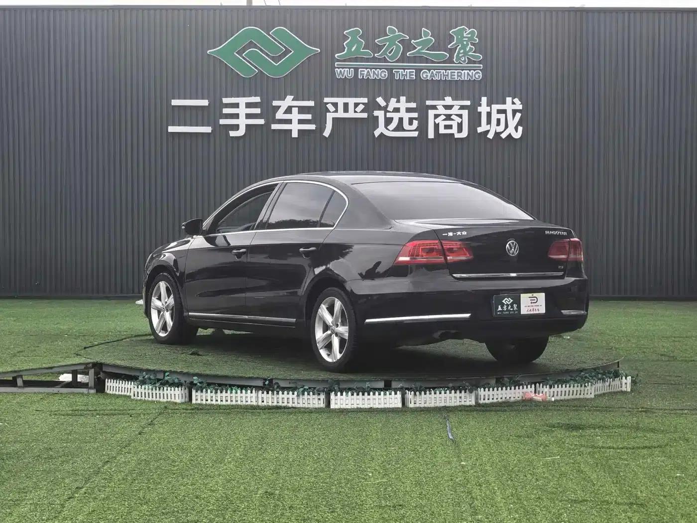 2012 Volkswagen Passat 2.0TSI Premium — миниатюра 18