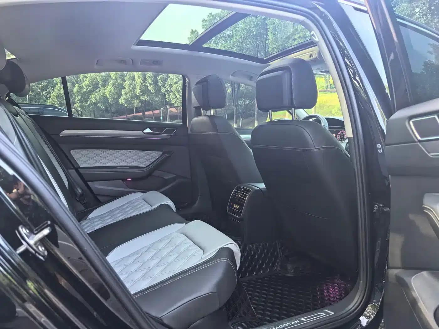 Volkswagen Magotan 2023 2 Millionth Unit Commemorative Edition 330TSI DSG Leading Model — миниатюра 14