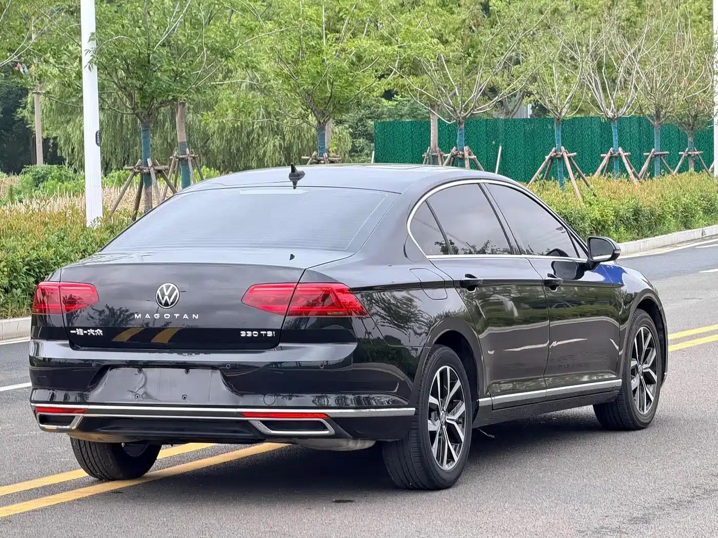 2020 Volkswagen Passat 330TSI DSG Leading Edition — миниатюра 7