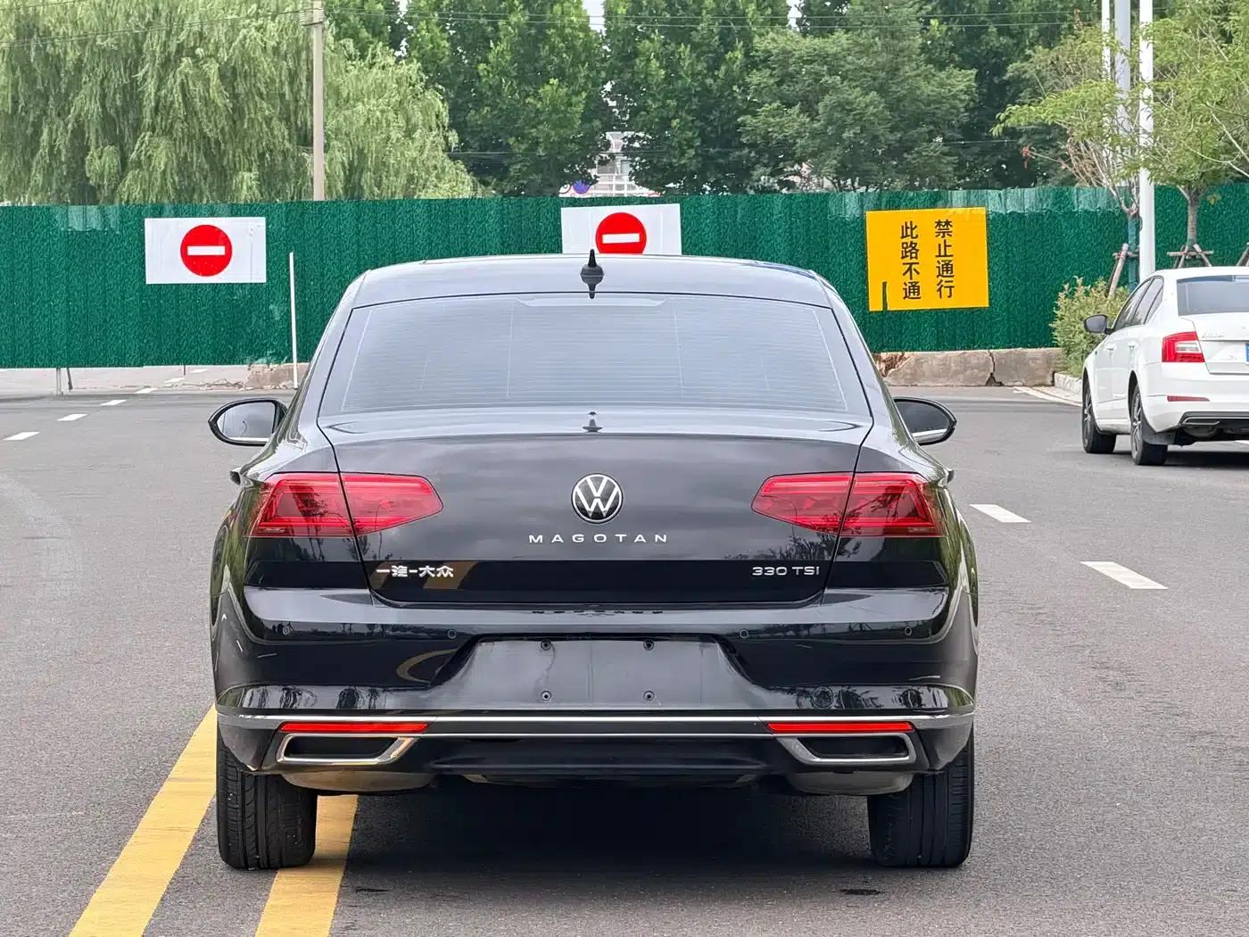 2020 Volkswagen Passat 330TSI DSG Leading Edition — миниатюра 8