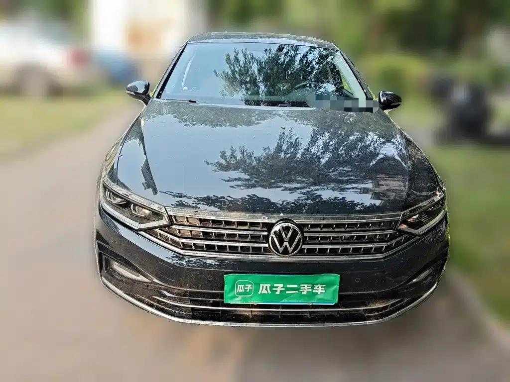 Volkswagen Magotan 2023 2 Millionth Unit Commemorative Edition 330TSI DSG Leading Model — миниатюра 2