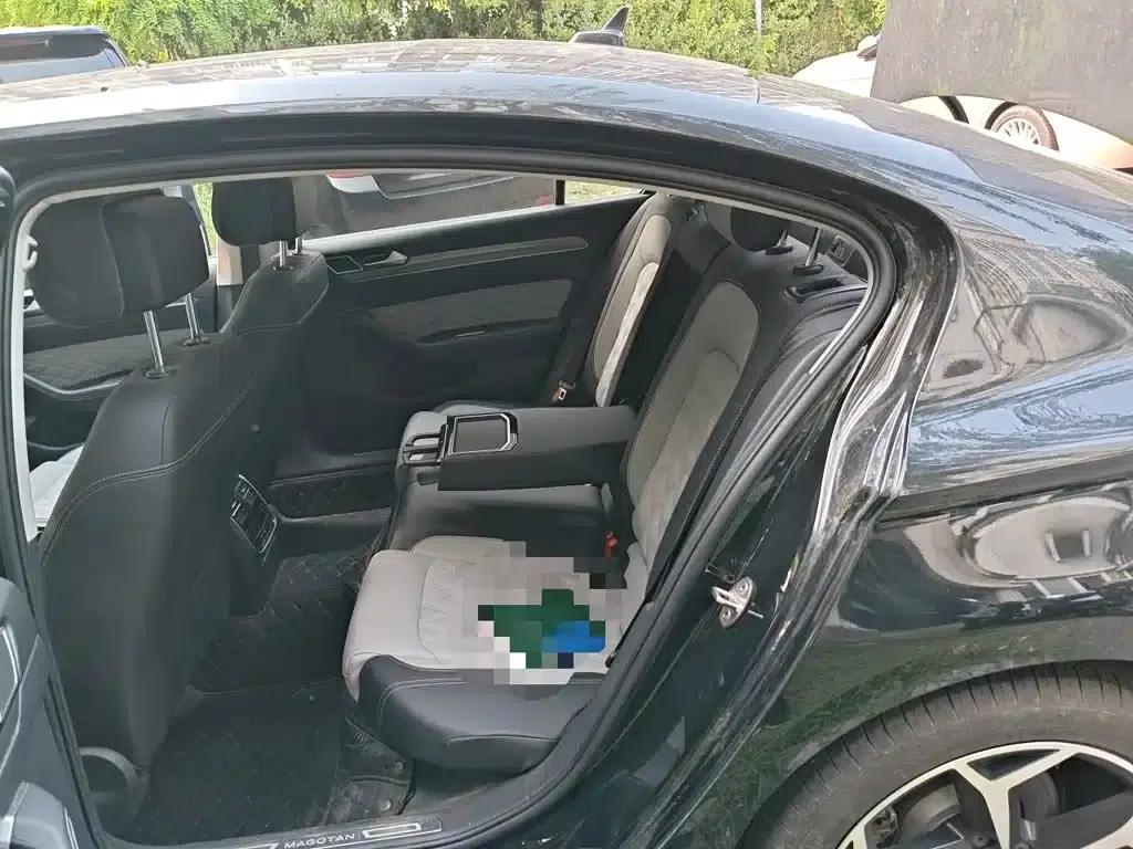 Volkswagen Magotan 2023 2 Millionth Unit Commemorative Edition 330TSI DSG Leading Model — миниатюра 13