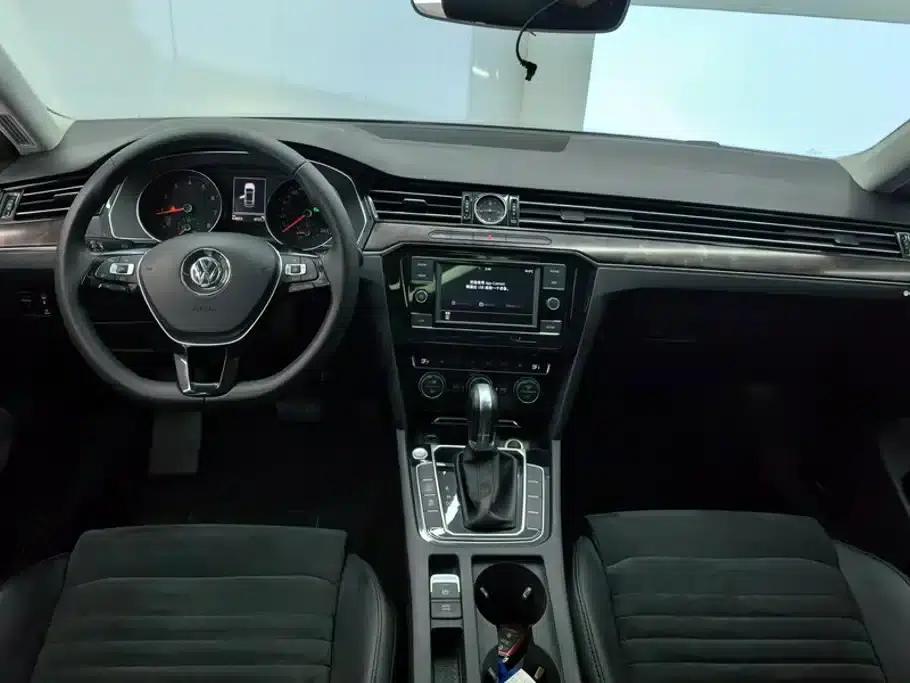 2018 Volkswagen Magotan 330TSI DSG Luxury — миниатюра 12
