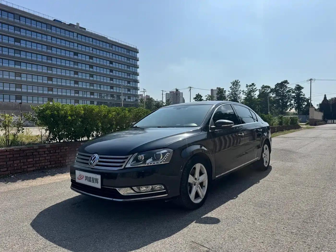 2013 Volkswagen Passat 2.0TSI Premium — миниатюра 1