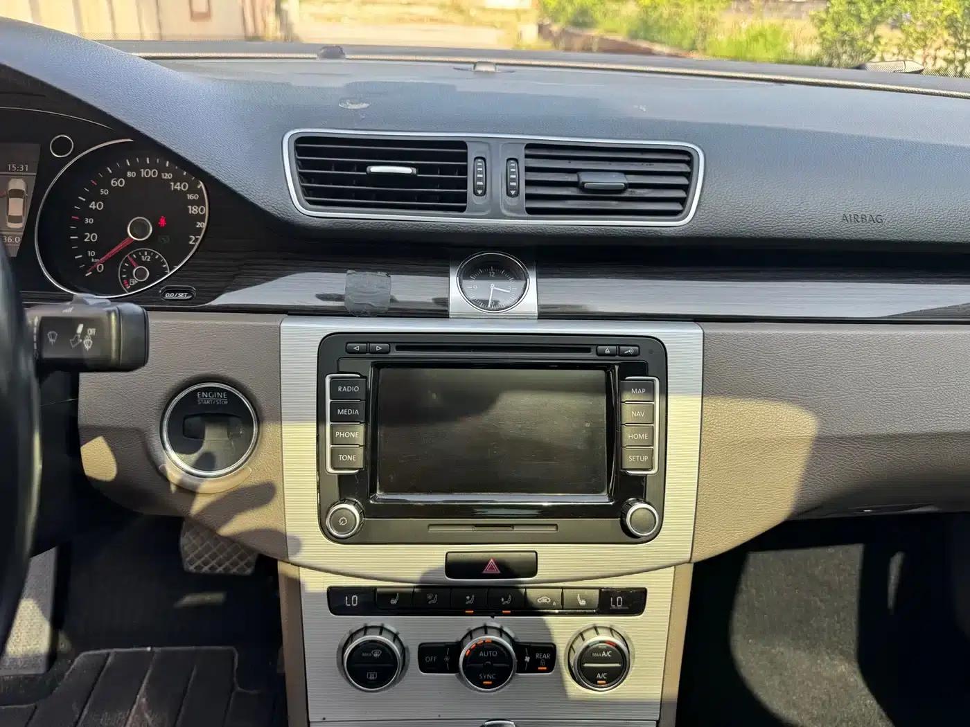 2013 Volkswagen Passat 2.0TSI Premium — миниатюра 16
