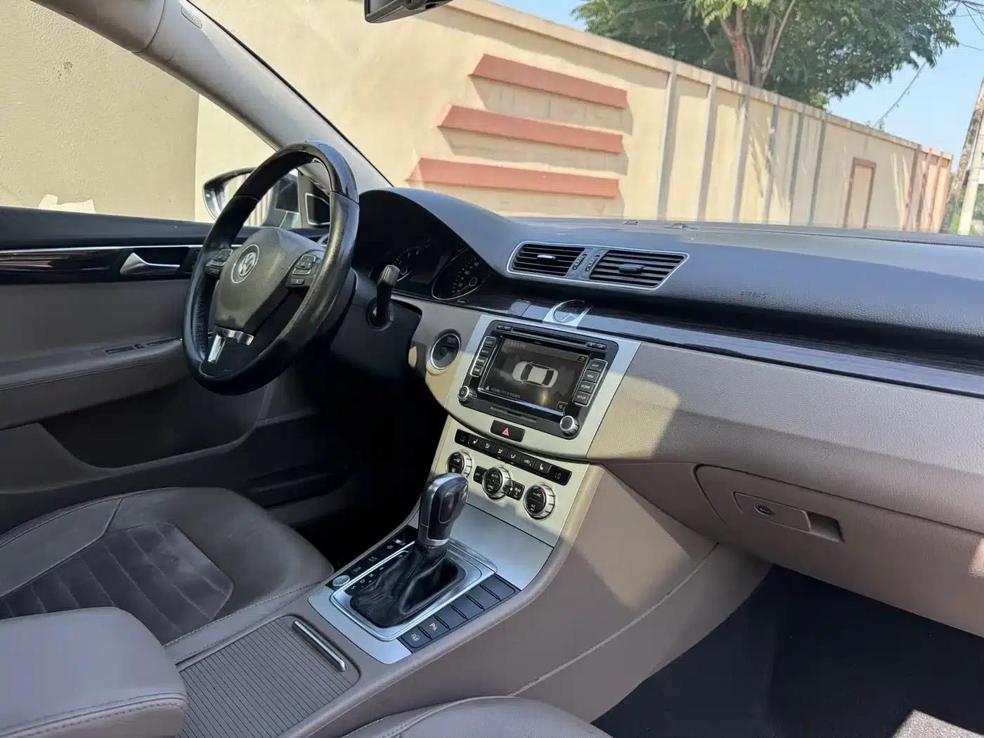 2013 Volkswagen Passat 2.0TSI Premium — миниатюра 20