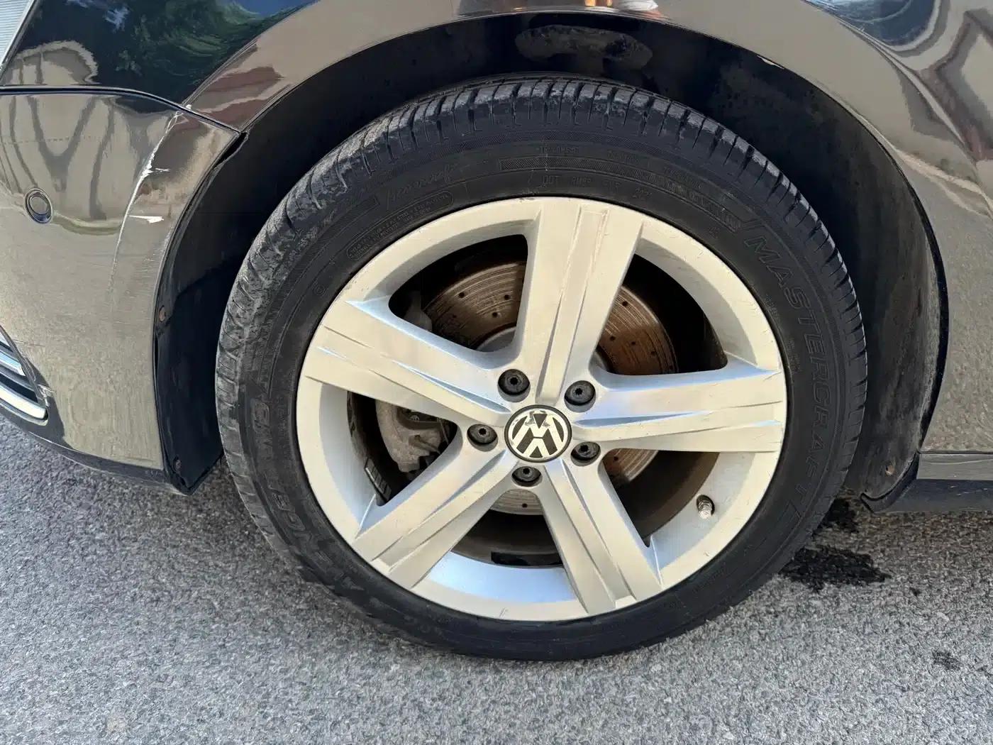 2013 Volkswagen Passat 2.0TSI Premium — миниатюра 27