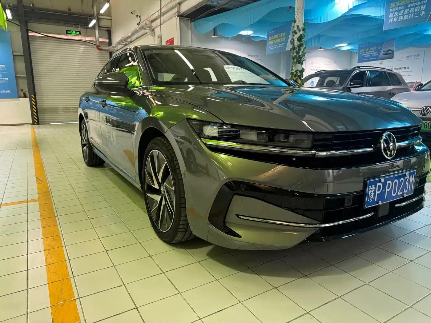 2024 Volkswagen Magotan 380TSI DSG Supreme Edition — миниатюра 5