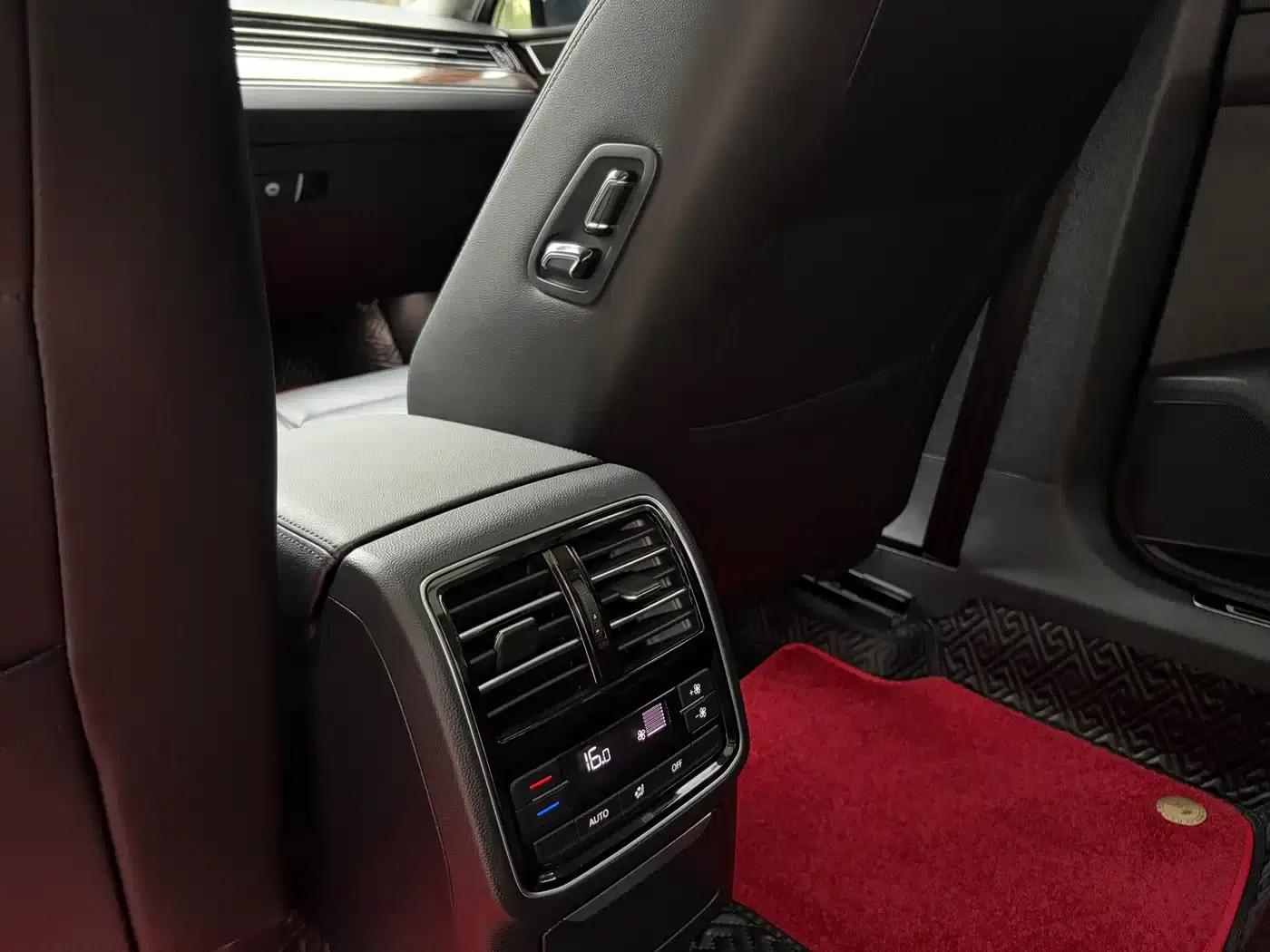 2019 Volkswagen Magotan 330TSI DSG Luxury Edition (China VI Emission Standard) — миниатюра 8