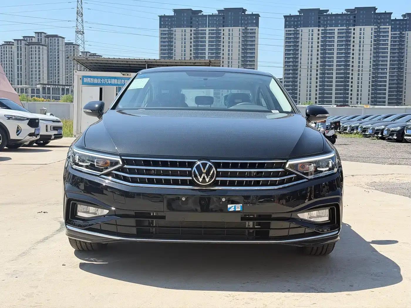 2025 Volkswagen Passat 280TSI DSG Comfort Edition — миниатюра 2