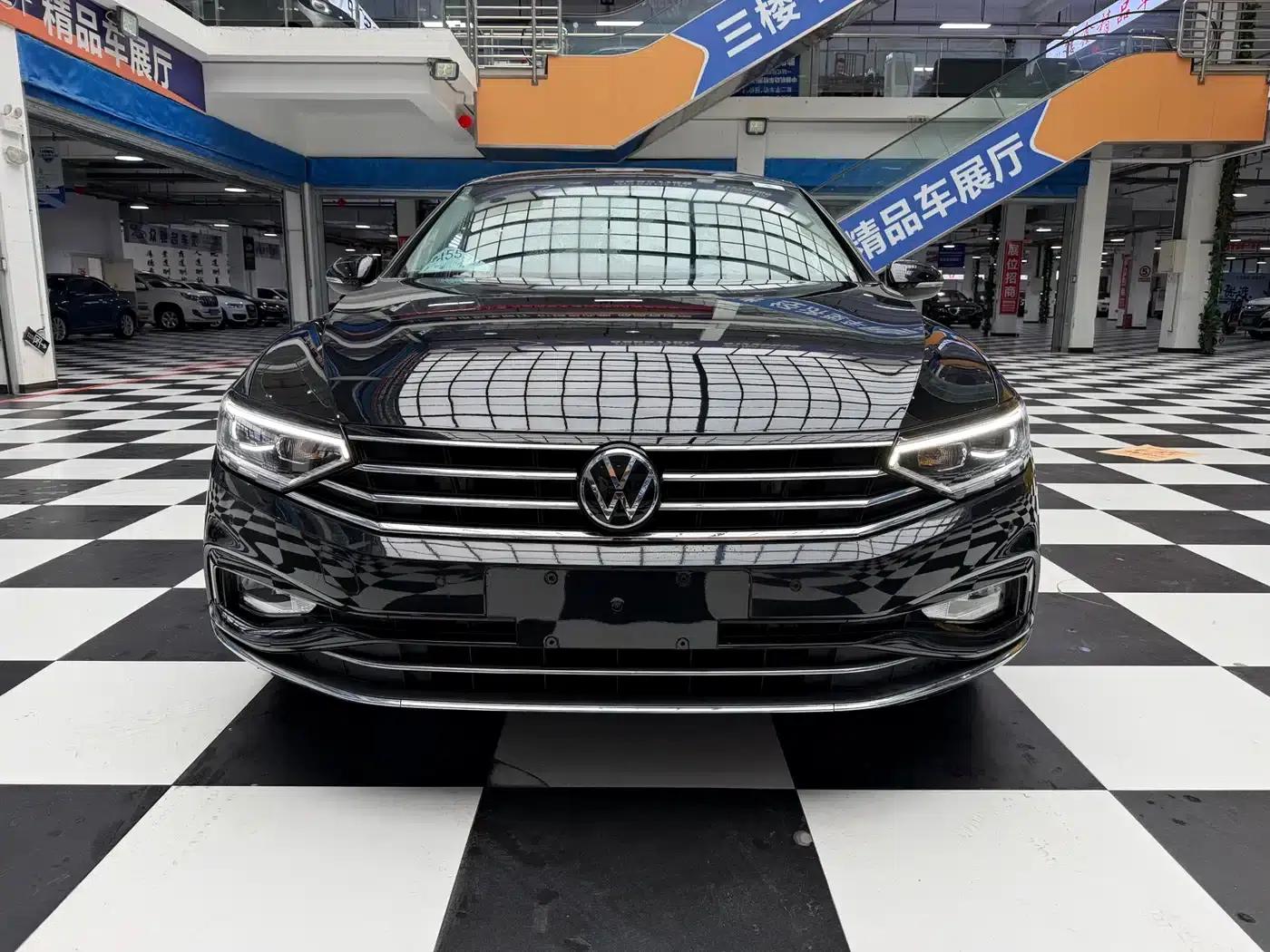 Magotan 2023 2 Millionth Unit Commemorative Edition 280TSI DSG Leading Model — миниатюра 2