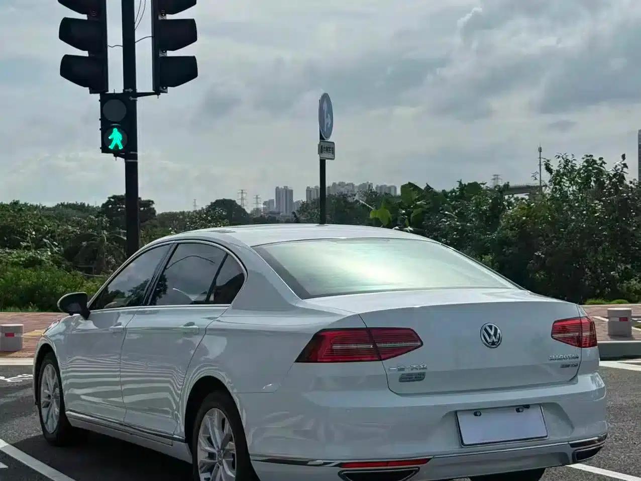 2018 Volkswagen Magotan 330TSI DSG Luxury — миниатюра 7