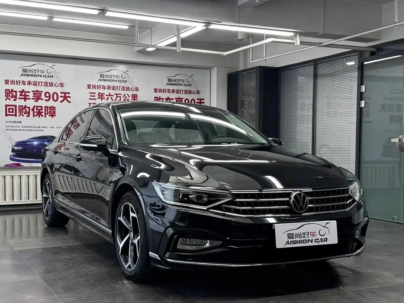 Volkswagen Magotan 2023 2 Millionth Unit Commemorative Edition 330TSI DSG Leading Model — миниатюра 3